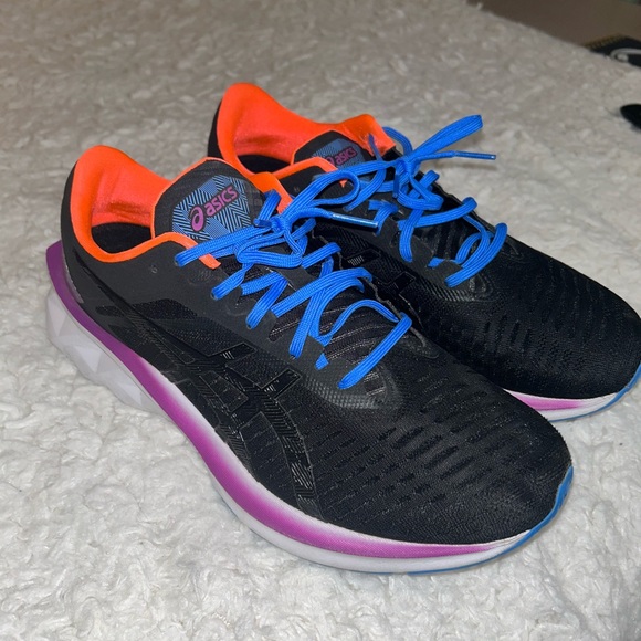 ASICS Running Shoes - Picture 4 of 5